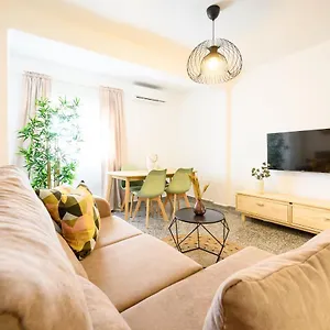 https://fleming-house.1costadelsol.com