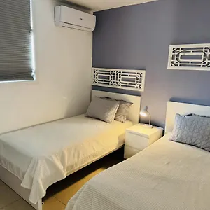 https://hollywood-apartments.greaterantilleshotels.net